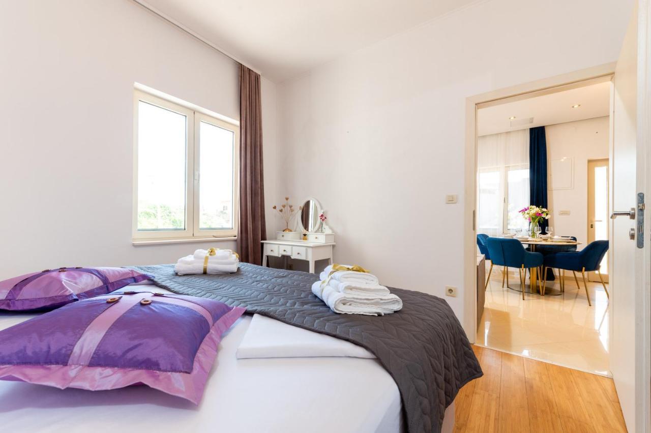 Luxa 5 Min Old Town, 10 Min Airport Lägenhet Trogir Exteriör bild