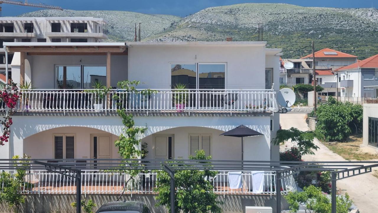 Luxa 5 Min Old Town, 10 Min Airport Lägenhet Trogir Exteriör bild