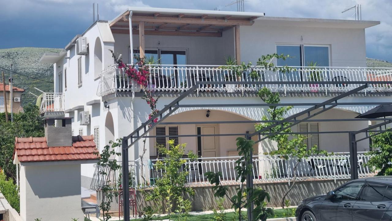 Luxa 5 Min Old Town, 10 Min Airport Lägenhet Trogir Exteriör bild